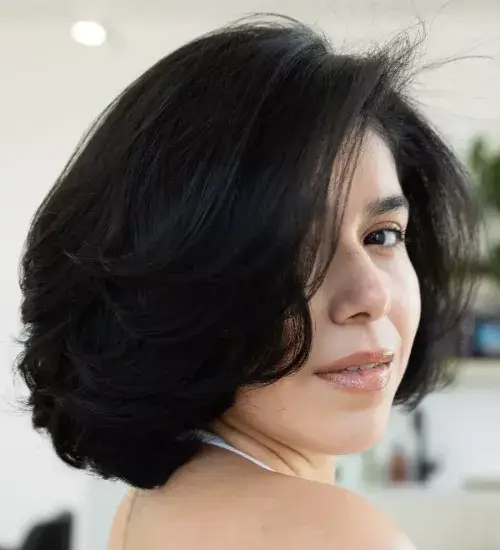 Glossy Chin-Length Classic Bob