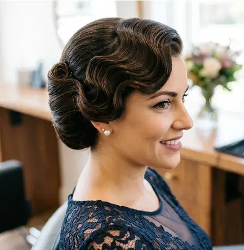 Finger Wave French Roll