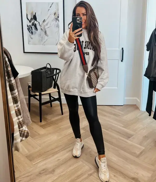 Leggings with Oversized Sweatshirts